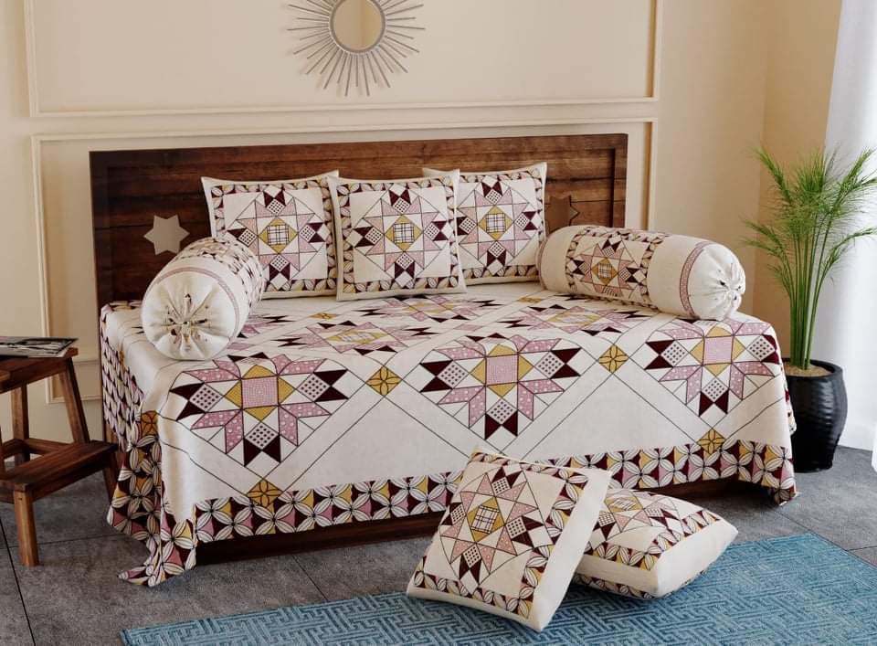 Diwan Set acron