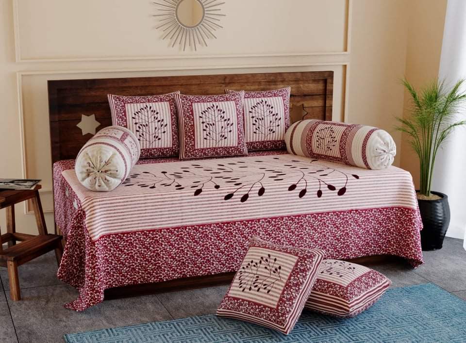 Diwan Set manqueer