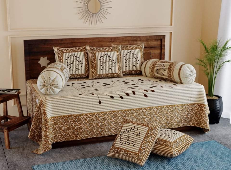 Diwan Set miring